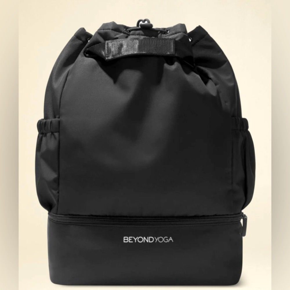 Beyond Yoga Convertible Yoga Gym Bag